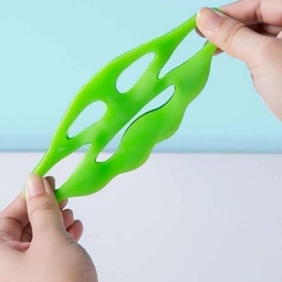 Silicone Pet Hair Removal Pad Dryer Reusable Cleaning Laundry Dryer Catcher - Picture 2 of 5